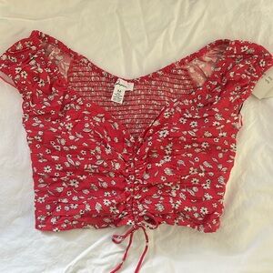 Super Cute Japna Crop Top -NEW!